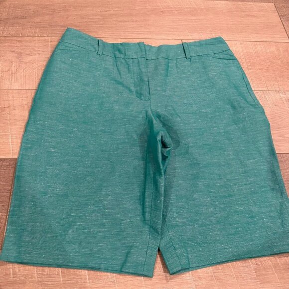 TALBOTS WOMENS GREEN LINEN SHORTS SIZE 6 - Picture 2 of 9